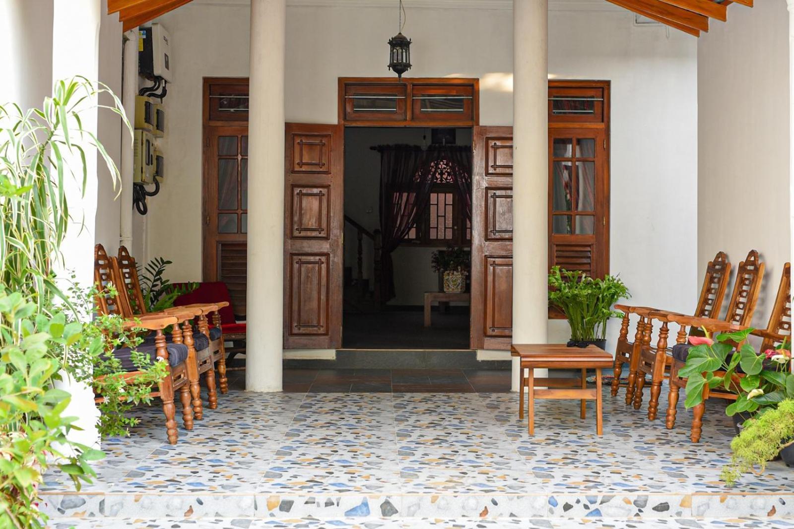 4Ty Two Homestay 高尔 外观 照片